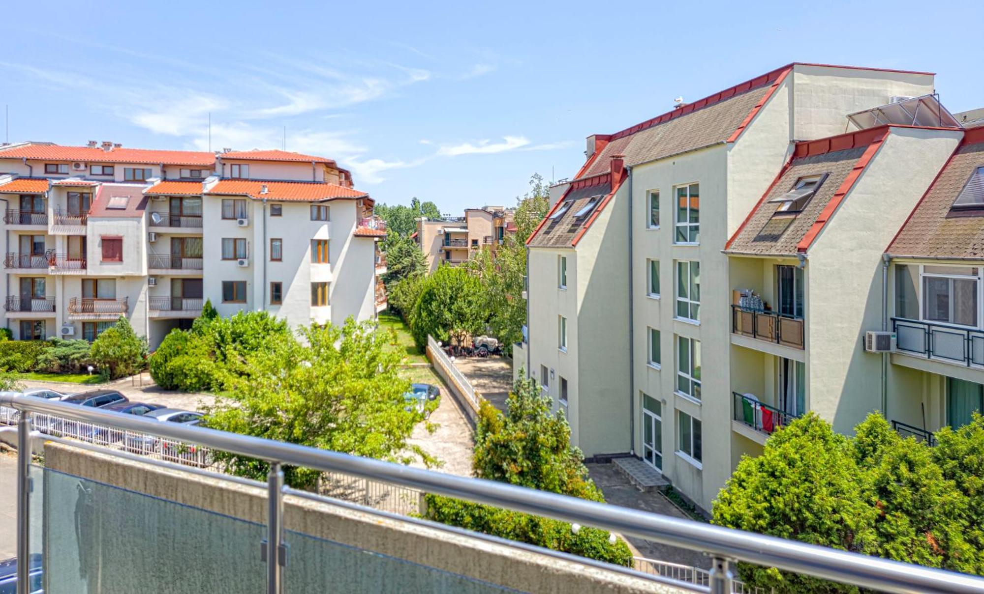 Sun City I Apartments Sunny Beach Exterior photo